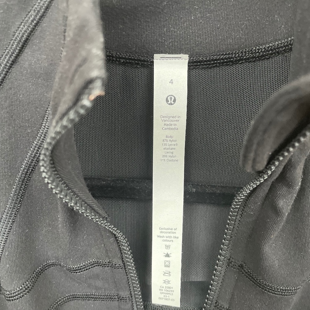 Black Lululemon define jacket